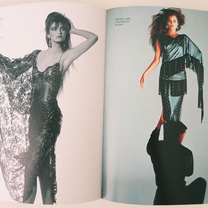 VERSACE Meister der Mode Book in German language image 4