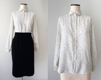 Pretty, classic blouse cream-colored with blue dots, polka dots, M