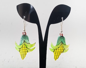 Funny vintage veggie earrings (corn on the cob) mother-of-pearl hand-painted from shop resolution, 80s