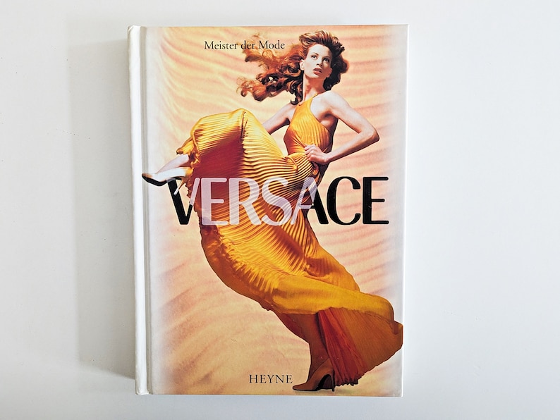 VERSACE Meister der Mode Book in German language imagem 1