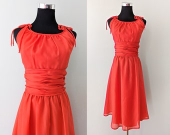 Red vintage Resmann Modèle Couture cocktail dress. Size XXS