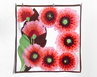 Vintage scarf with a floral pattern of large blossoms