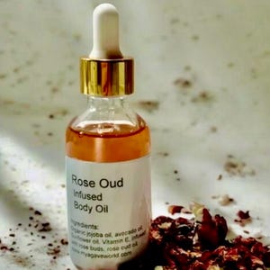Rose Oud Moisturizing Infused Body Oil