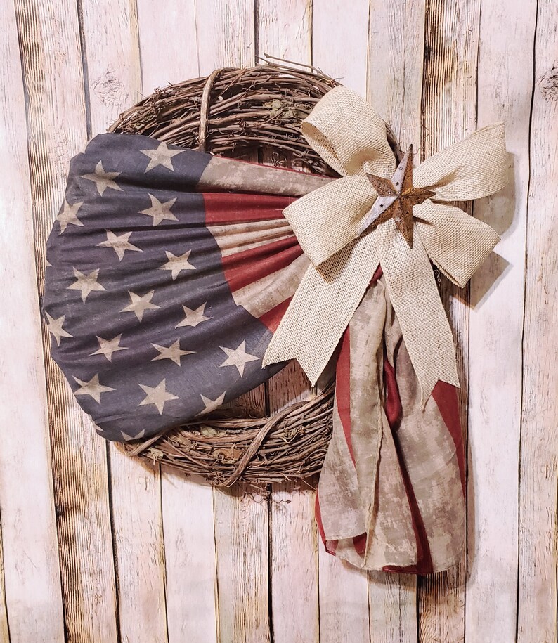 July Fourth Wreath Patriotic grapevine wreath Flag wreath Primitive decor American wreath Rustic Americana decor Flag decoration