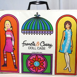 Vintage 1966 Mattel &quot;Francie & Casey Doll Case&quot;