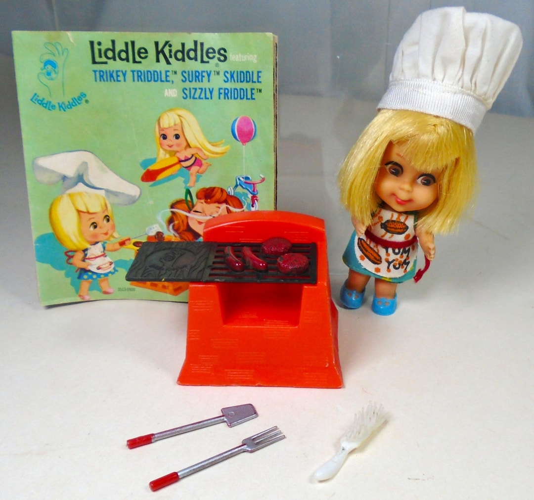 1967 LITTLE KIDDLES ♡ リトルキッドル 白雪姫 セット il_1080xN.7159474186_p5ec.jpg