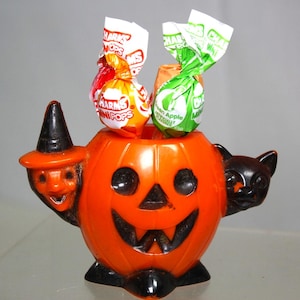 Vintage 1960&#39;s Halloween Jack-O-Lantern Plastic Candy Container...Witch-Black Cat