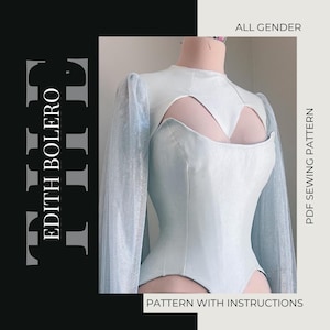 Pode incluir: Um bolero azul claro com mangas transparentes e um design recortado único. A peça de roupa é exibida em um manequim, com o texto "EDITH BOLERO" e "ALL GENDER". A imagem também inclui o texto "PDF SEWING PATTERN" e "PATTERN WITH INSTRUCTIONS".