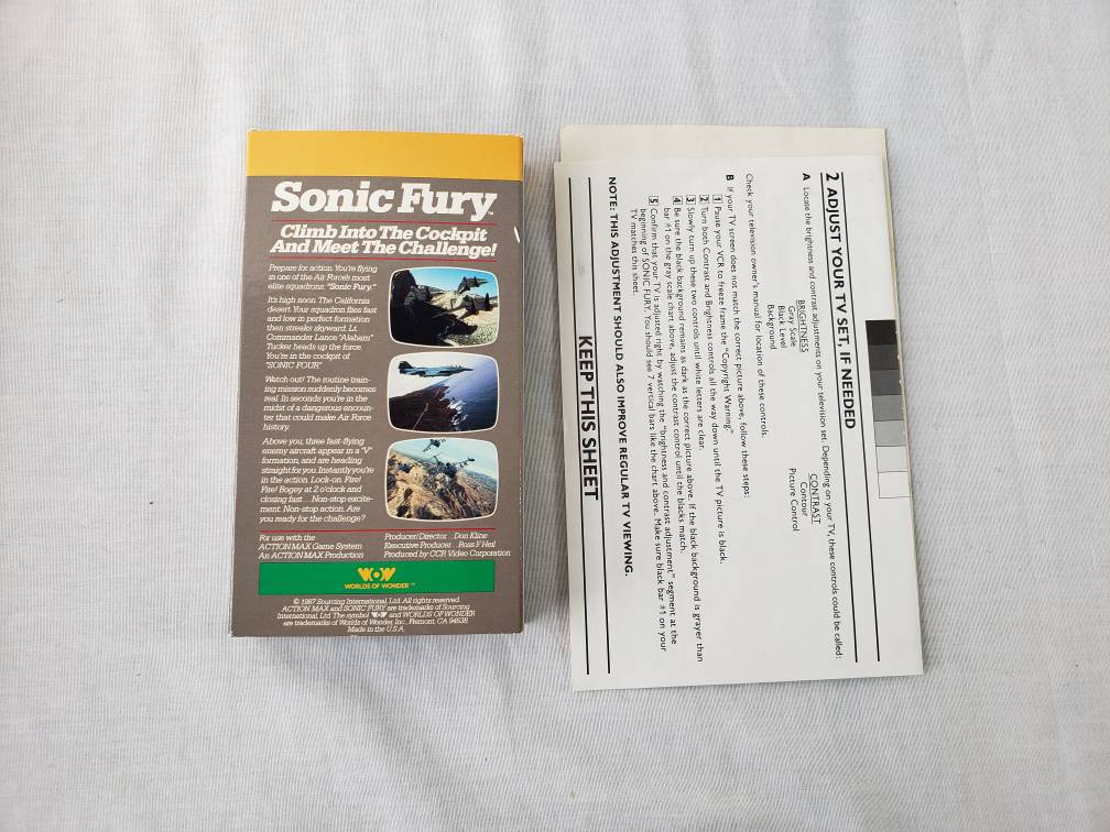 Action Max VHS Video Game Kit Console Bundle Complete In Original Box