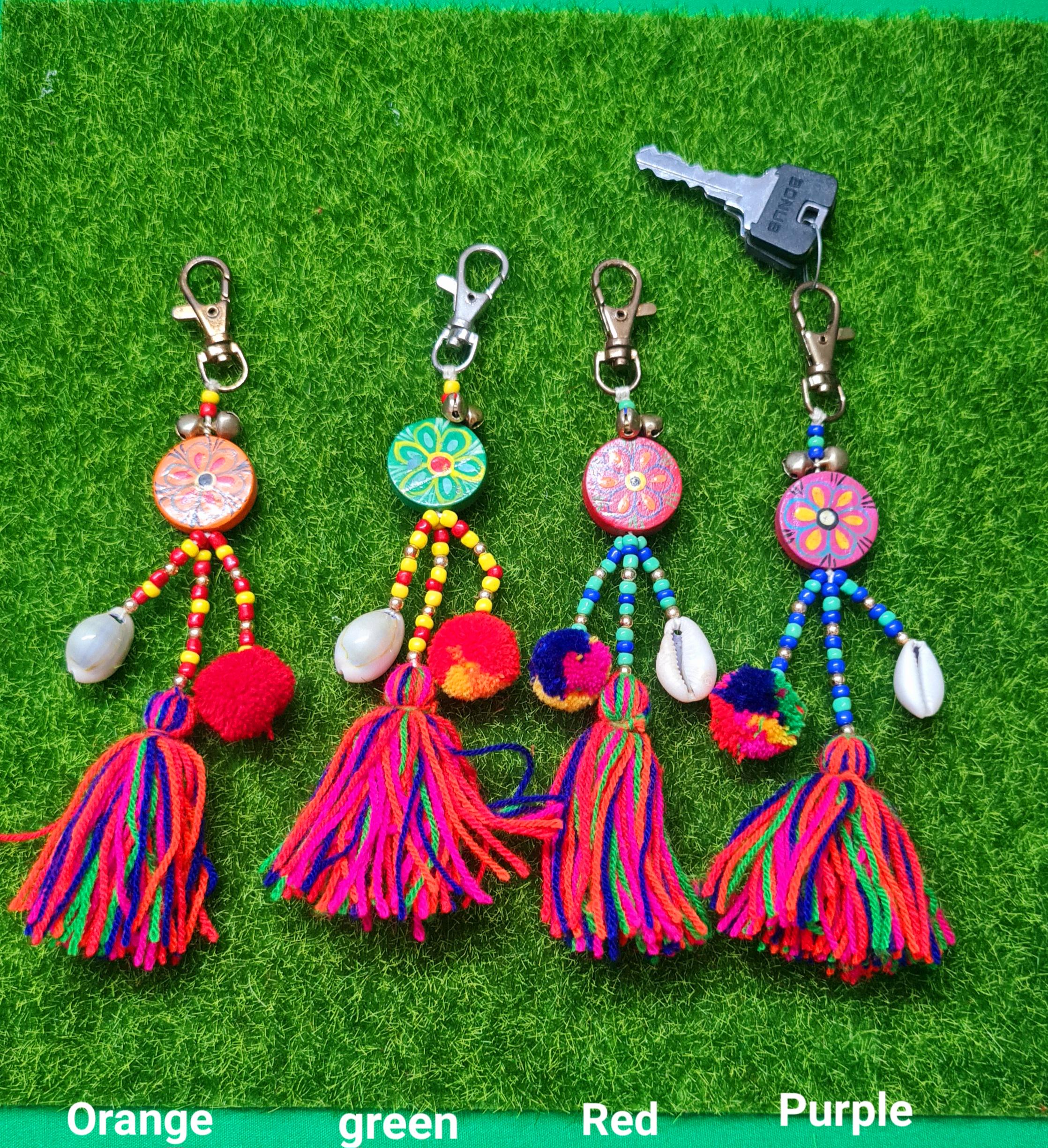 Bohemian Cowrie Key Chain - Pompoms Wooden Painted Disc