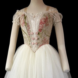 Pierrot jacket inspired ballet bodice 32 bust B cup - instructions, chemise and sleeve