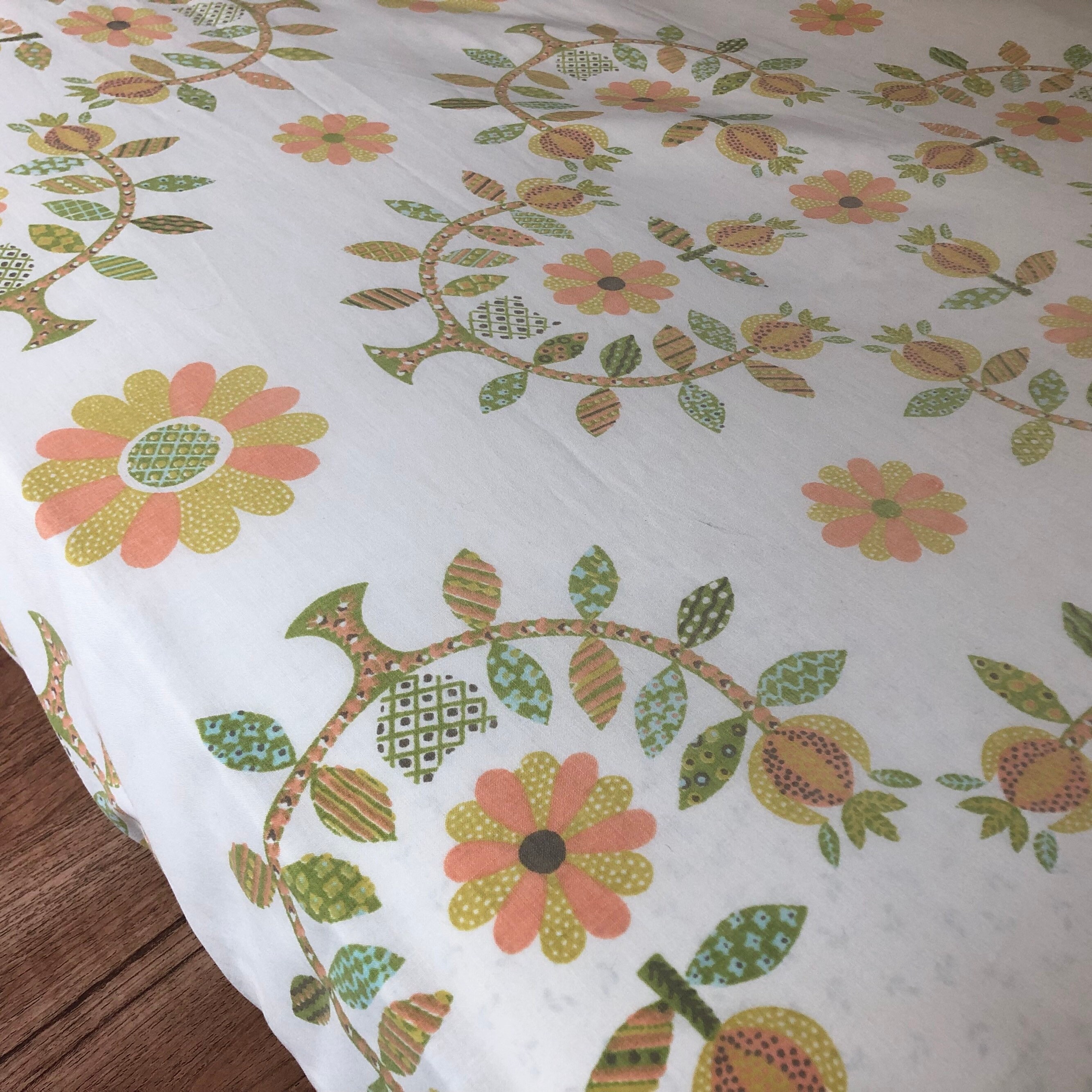 flower crib sheet