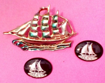 Vintage Sailboat  Intaglio Painted Cabochon/Bead