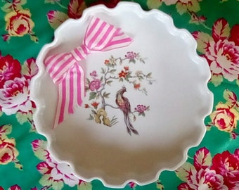 Vintage Bird Serving/Tart/Dish with Scalloped Edge