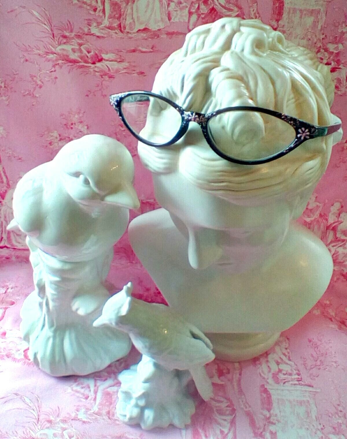 Ladies Retro Flower Cat Glasses | Soft Pink Frame with Flower Decoration - NWT Gabrielle Cat Eye Purple Floral Eyeglasses | GlassesShop main image 2
