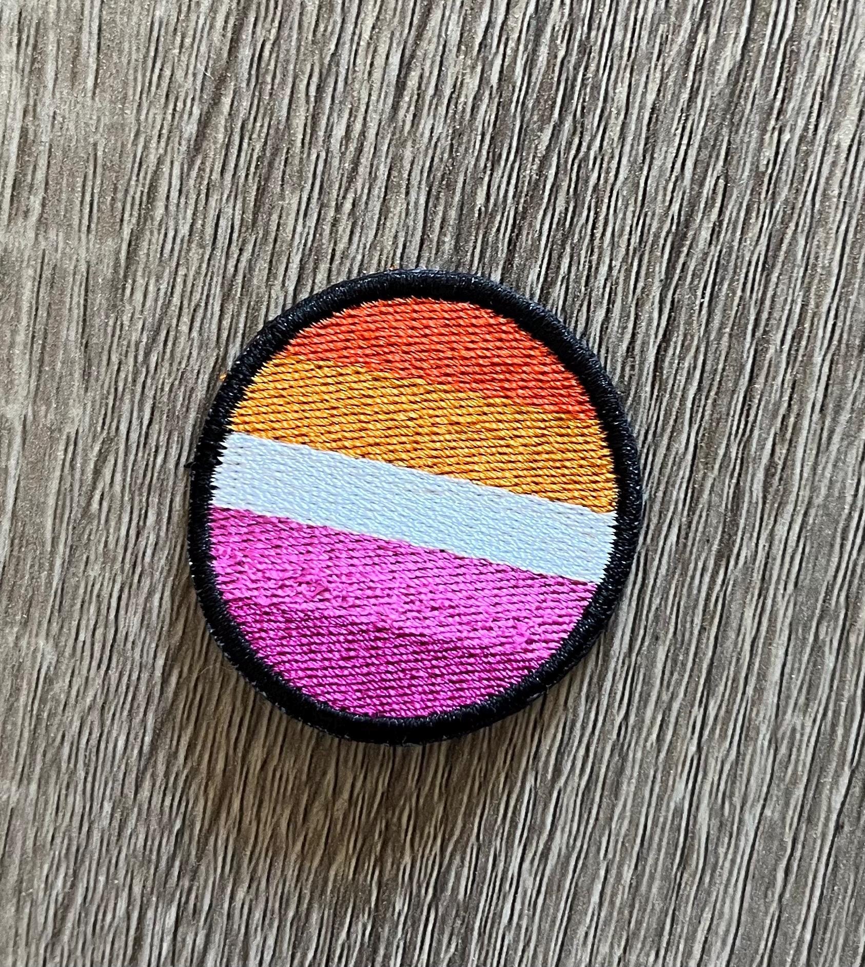 Aufnäher Labrys Lesbian Flagge – 9x6 Cm, Zum Aufbügeln Oder Aufnähen