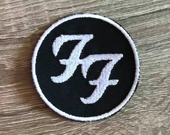 M037 Wappenschild Patch Aufnäher Toppa /Neu/ Foo Fighters 7,3 CM