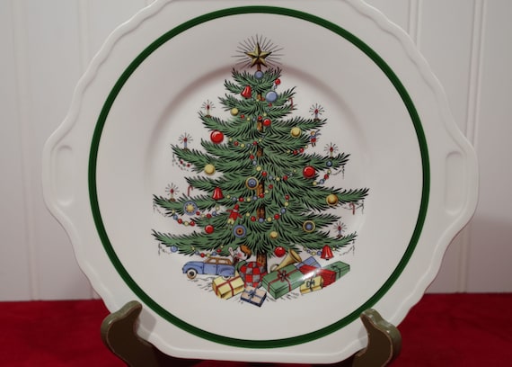 Vintage Christmas Tree Cake 