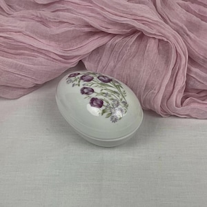 Vintage Porcelain Tulips Trinket Box ~ Egg Shape Floral Trinket Box ~ Floral Oval Shape Jewelry Box ~ Tulips