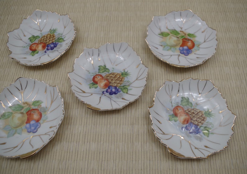 Vintage Fruit Plates Leaf Shape Plate Set of 5 Plates Etsy