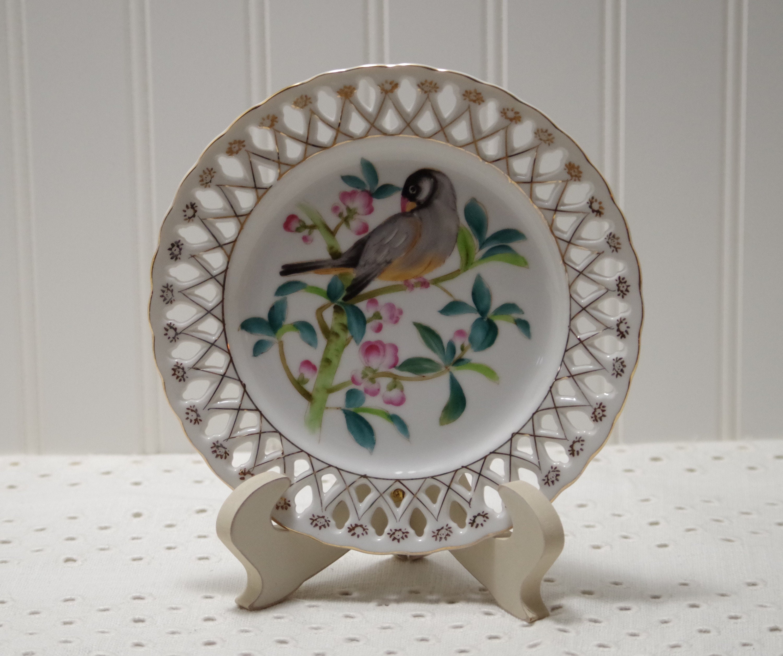Ucagco Plate ~ Vintage Ucagco Bird Plate ~ Made In Japan ~ Ucagco China ~ Hand Painted Bird Plate ~ Hand Painted In Japan ~ Bird Wall Plate