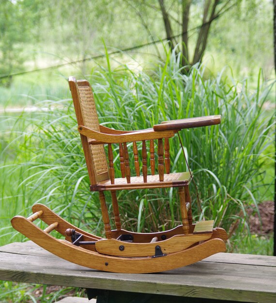 Featured image of post Cane High Chair / Chair cane is the outside bark of rattan, a jungle vine of borneo, sumatra and malaysia.