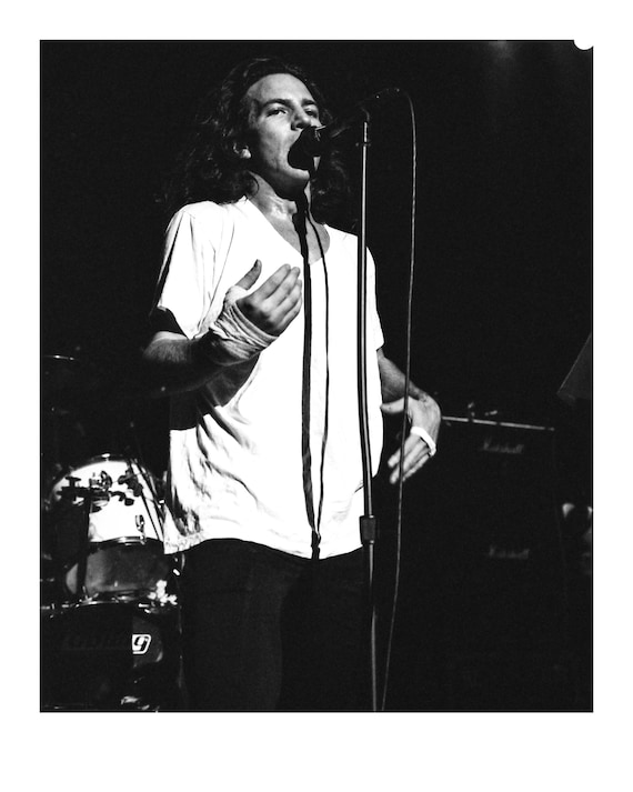 【最終値下げ】PEARL JAM 書籍 3点セット　Eddie Vedder 1991 Eddie Vedder Pearl Jam High Quality Fine Art Archival Photo