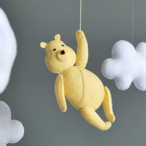 Winnie the Pooh mobile baby Winnie the Pooh nursery decor Bumble bee mobile Classic Winnie the Pooh baby mobile Bee nursery mobile Baby gift image 6