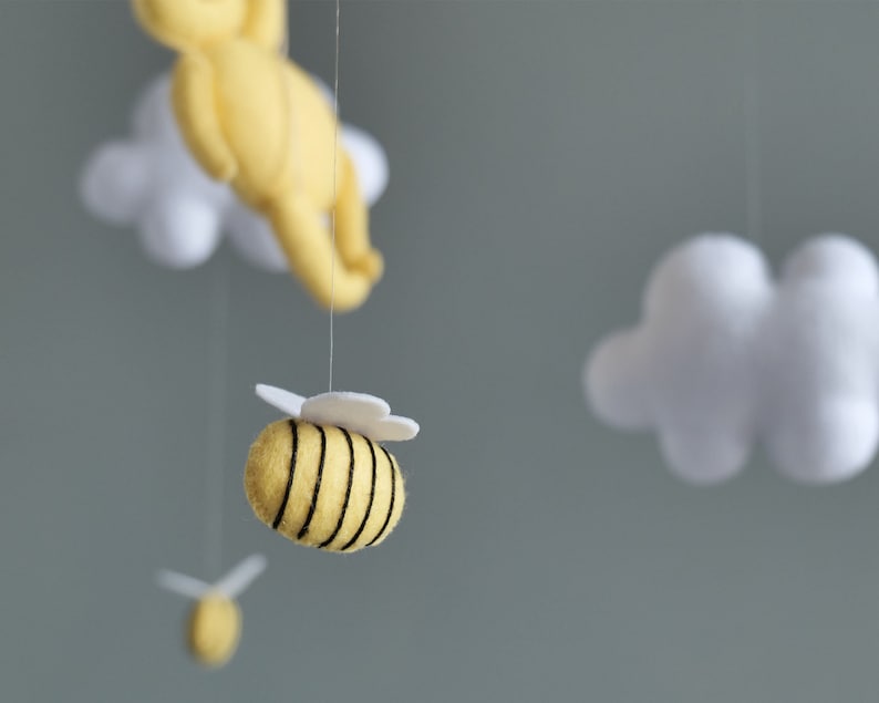 Winnie the Pooh mobile baby Winnie the Pooh nursery decor Bumble bee mobile Classic Winnie the Pooh baby mobile Bee nursery mobile Baby gift image 3