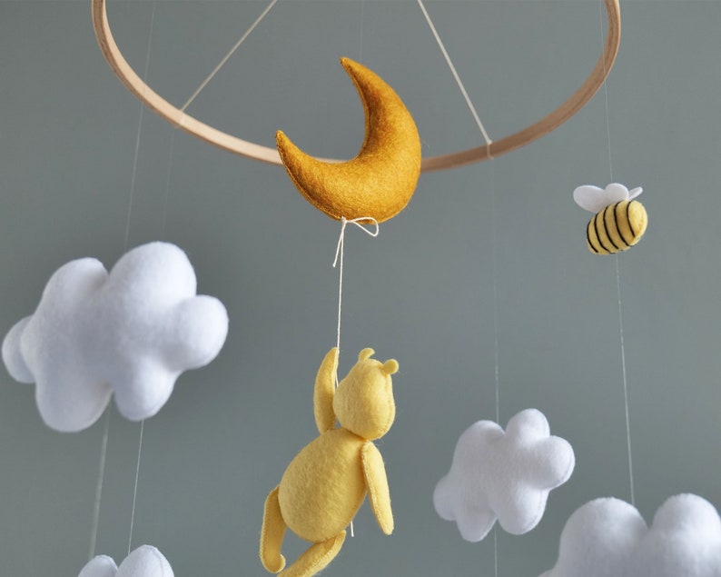 Winnie the Pooh mobile baby Winnie the Pooh nursery decor Bumble bee mobile Classic Winnie the Pooh baby mobile Bee nursery mobile Baby gift image 2