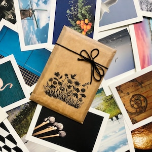 Kaarten Seconds Sale - B-Keuze - Verrassingszakje met korting voor ansichtkaarten voor kunstfotografie (10 voor 10) of gevouwen wenskaarten (12 voor 15)