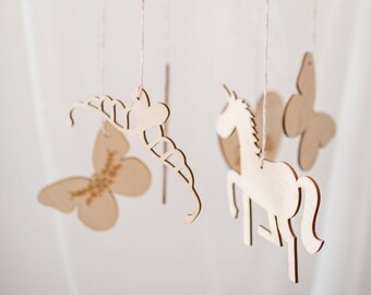 Unicorn mobile, unicorn baby gift, new baby, girl present, Wood mobile, Personalised baby, unicorn baby, gender neutral, unicorn