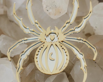 Spider Wall Mirror – Gothic Acrylic Wall Decor