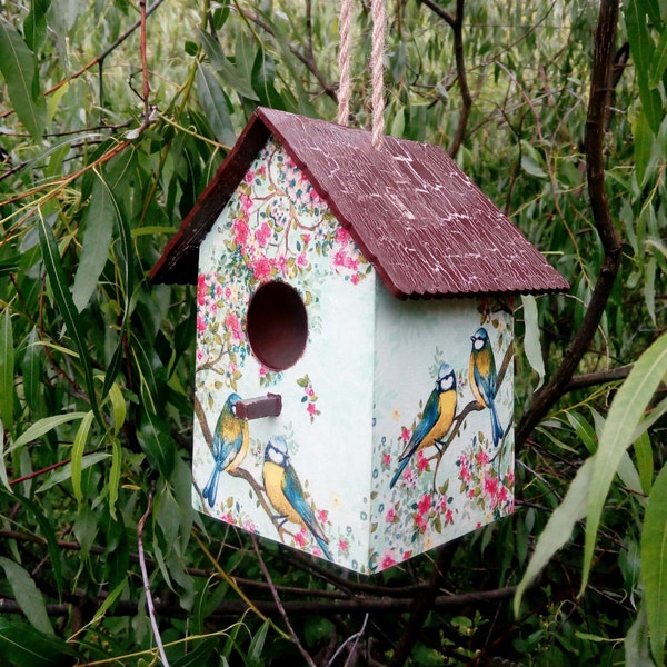 Outdoor Birdhouse Garden decor Wooden bird house Decorative functional birdhouse Rustic garden décor For Farmhouse Décor bird Country house