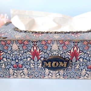 La cubierta de la caja de pañuelos personalizada inspiró a William Morris. Caja de almacenamiento de madera, caja de pañuelos rectangular. regalo para mamá