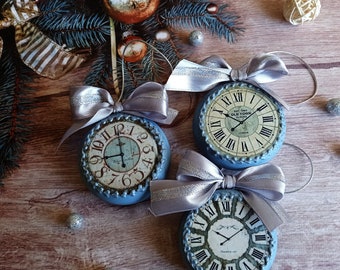 Retro Christmas ornaments clock round form  in vintage styles, blue silver christmas tree decorations Victorian Christmas decor