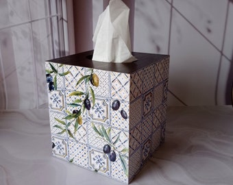 Wooden tissue box cover square Majolica tiles style, bathroom décor, gift for mom