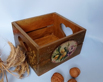 Garden decor basket Crate for fruit Rustic kitchen storage box Wooden crates Home container Farmhouse decor Table decor Mothers day gift