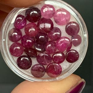 20ct Ruby Cabochons - Natural COLOR Rounds 5-6mm Natural COLOR   LOVELY! - Andy&#39;s Gem Garage Sale