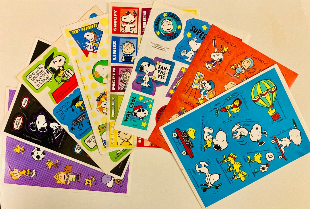 Sticker Snoopy & Woodstock - 10x10 Cm - Vinyle Brillant - Déco Voiture, Téléphone, Meuble - Facile à Retirer