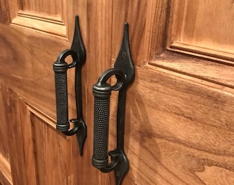 2 pz Maniglie Maniglia porta anteriore Maniglie metalliche Maniglie forgiate per porte, cancelli, wickets, Forgiato a mano Steampunk stile industriale