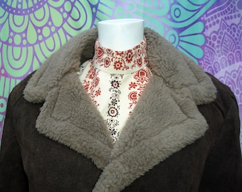 Vintage 1970's Mid Length Chocolate Brown Mans Sheepskin Coat de Tara