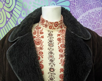 Vintage 1960's Mens Faux Suede Sheepskin Long Coat with Oversized Collar de Grenville