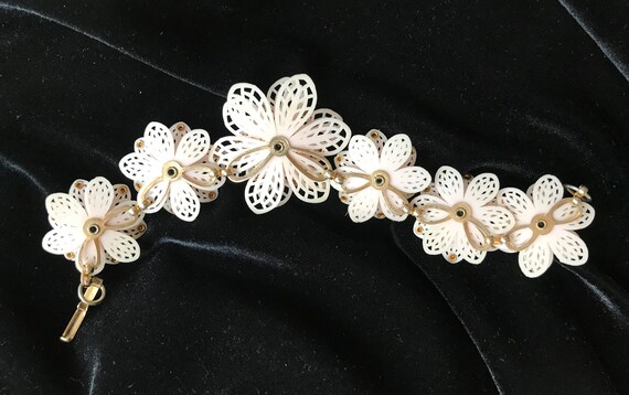 Vintage Flower Bracelet - image 3