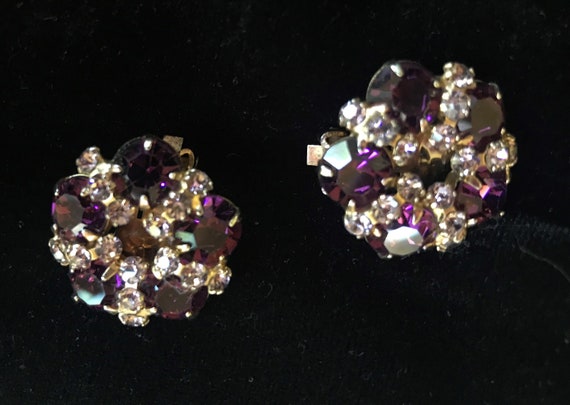 Vintage Purple Brooch And Earrings - image 10