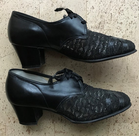 Vintage 40s Mesh And Leather Shoes