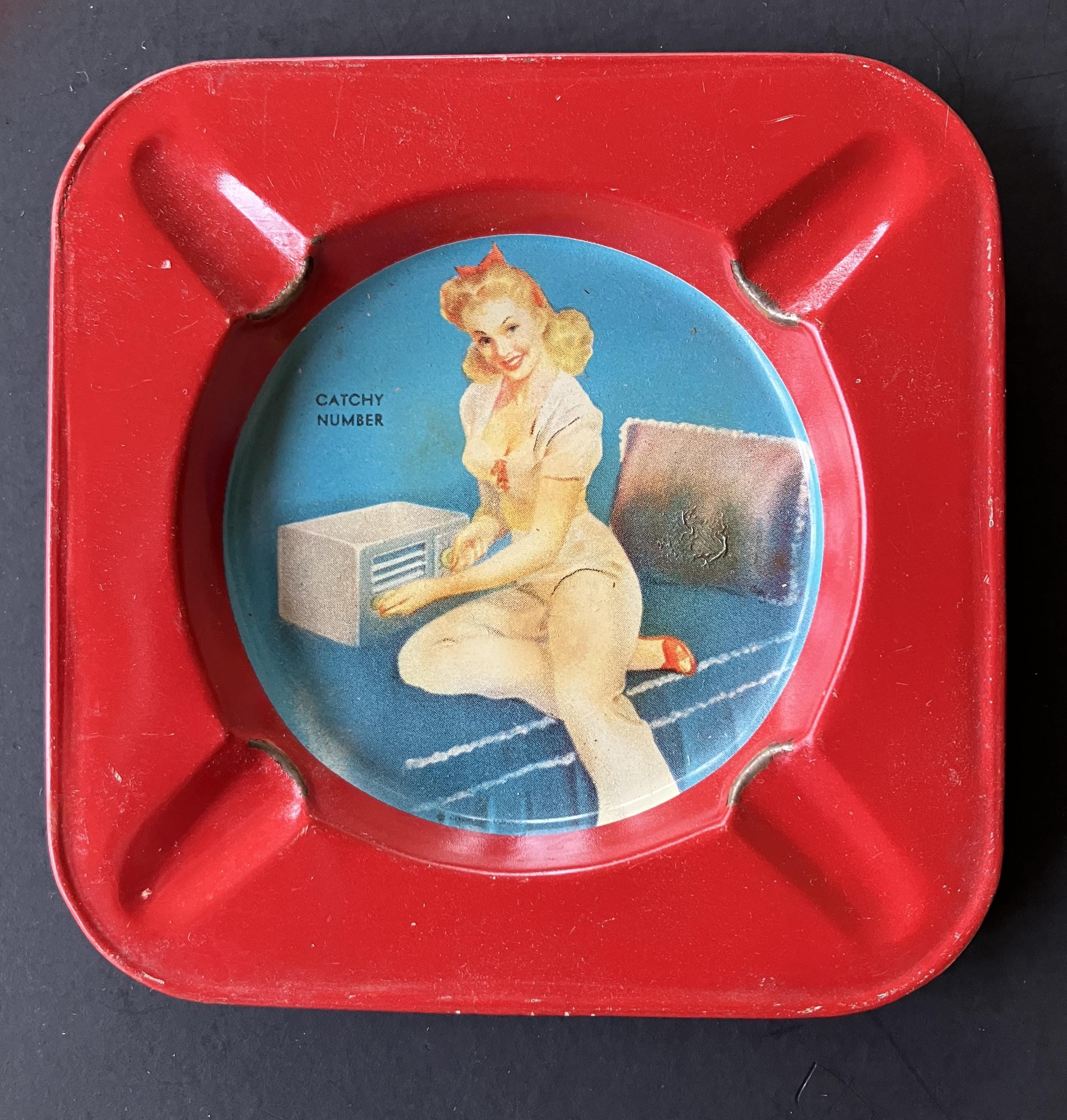 Pin up Ashtray - Etsy