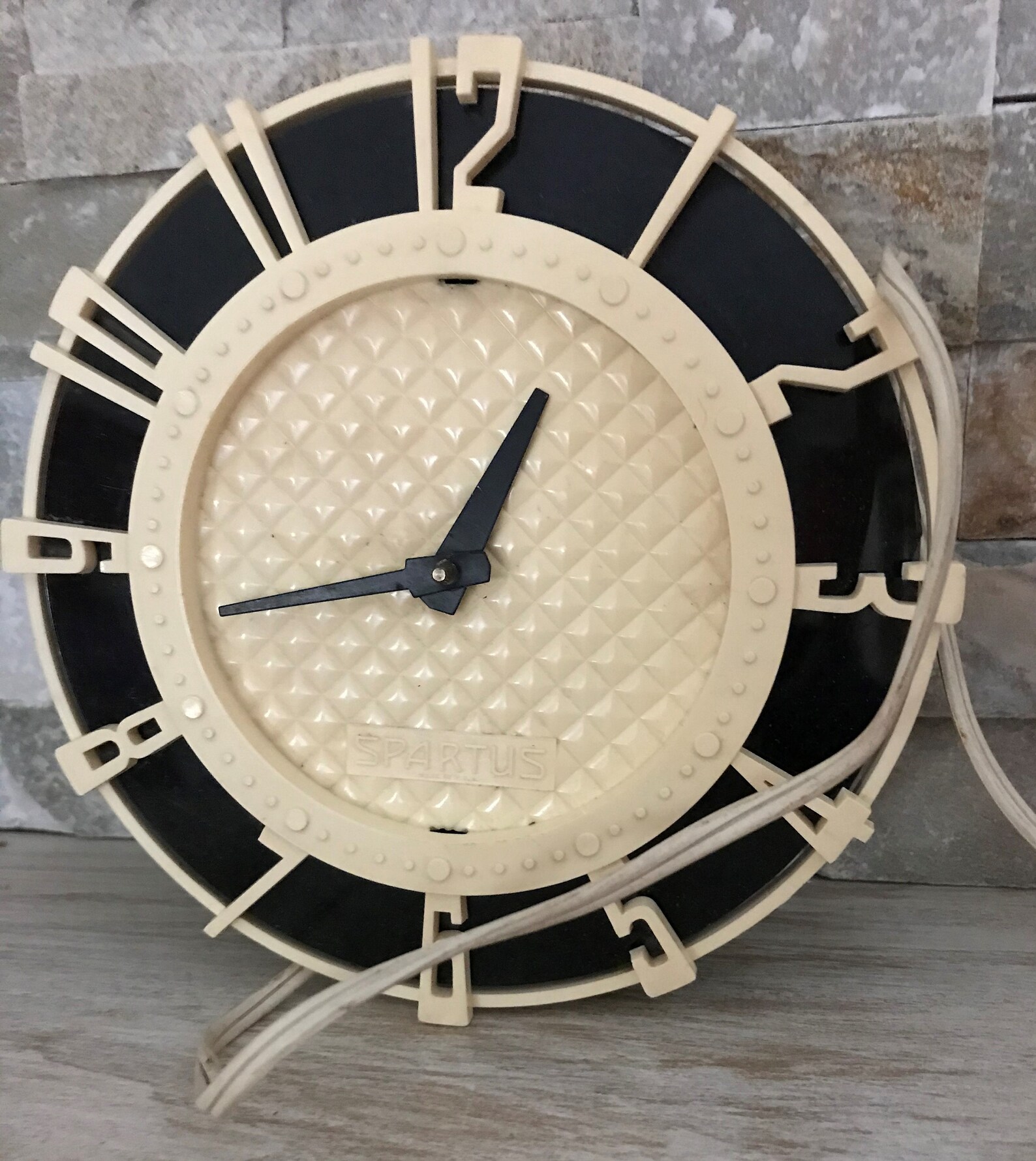 Vintage Electric MCM Wall Clock Etsy
