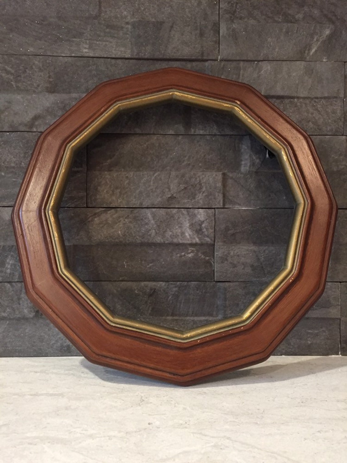 Vintage Plate Frame 12 Sided Round Wood Frame Gold Trim Etsy