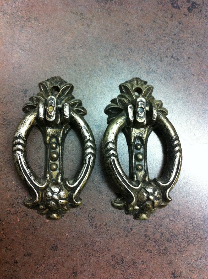 Vintage Drawer Knobs 2 Metal Door Pulls Ornate Furniture Etsy